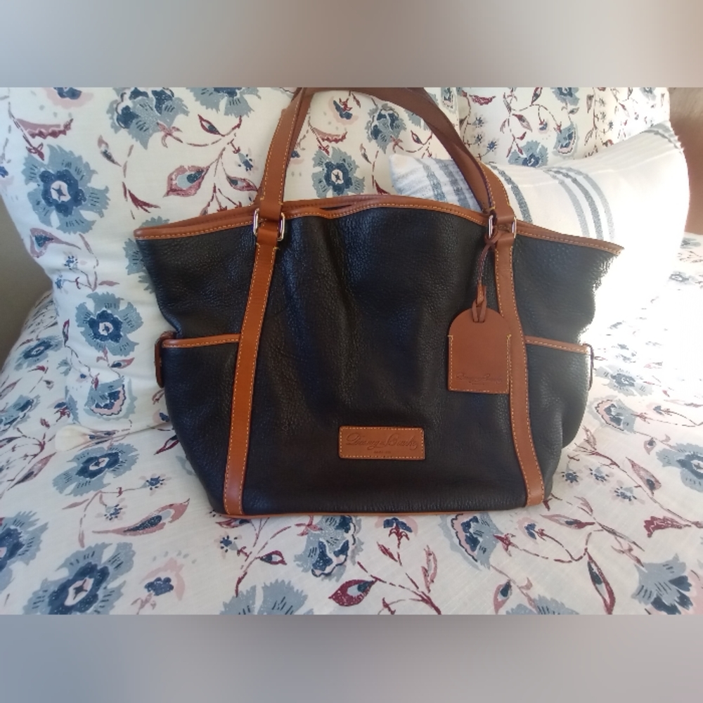 Dooney & Bourke leather tote